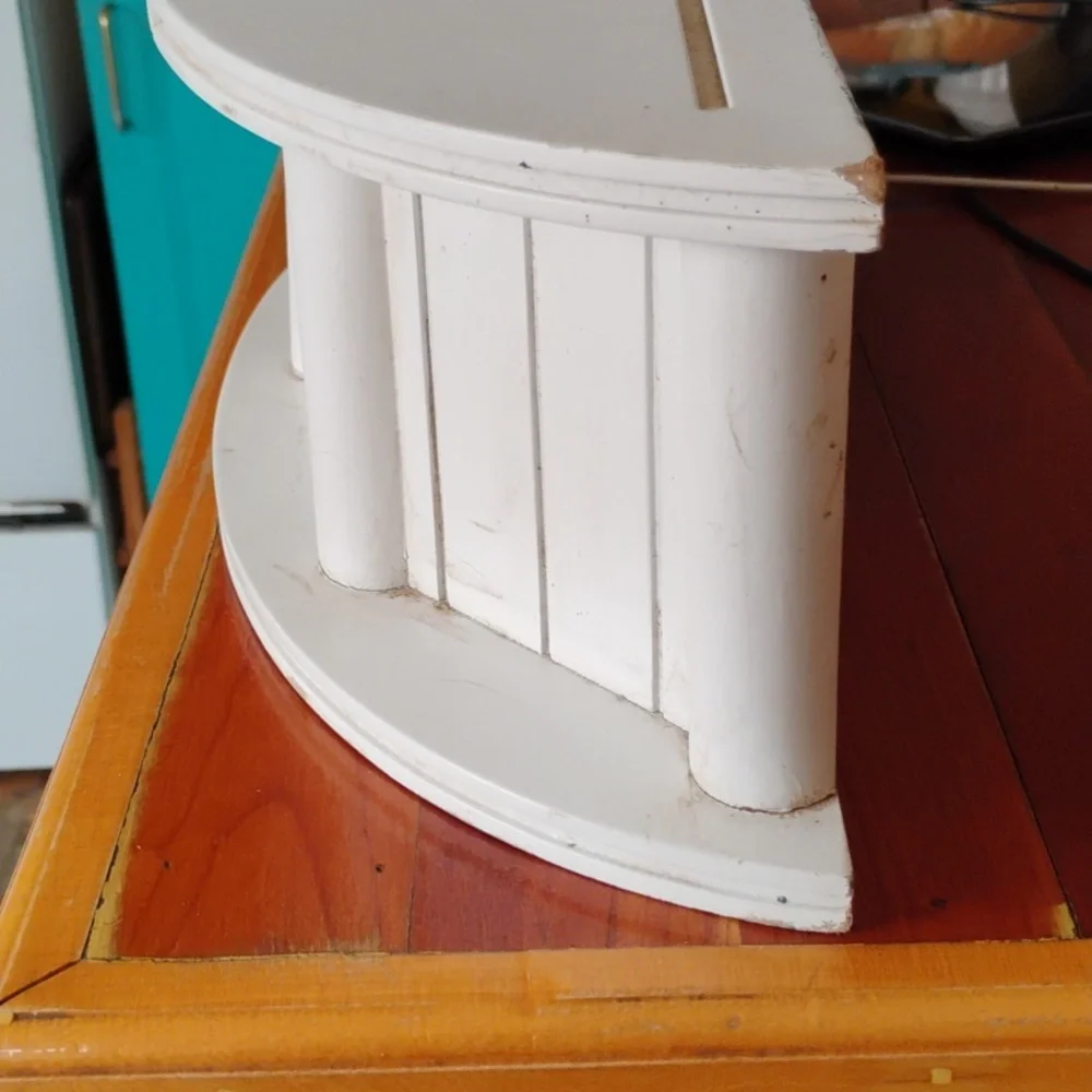OFF WHITE CURVED DISPLAY SHELF or RACK W/Slots  18 X 6 X 5 1/2  Distressed